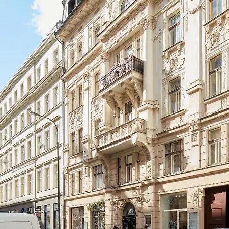 Days - One-bedroom With View Of Castle From Balcony Near Wenceslas Square * Πράγα