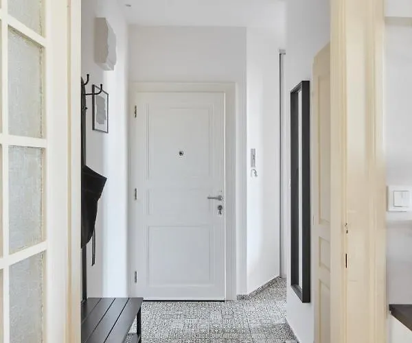 Days - One-bedroom With View Of Castle From Balcony Near Wenceslas Square Apartmán Praha